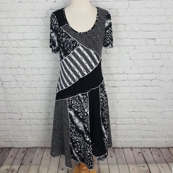 Minkas Dresses & Skirts - Minkas Black White Patchwork A-Line Dress M